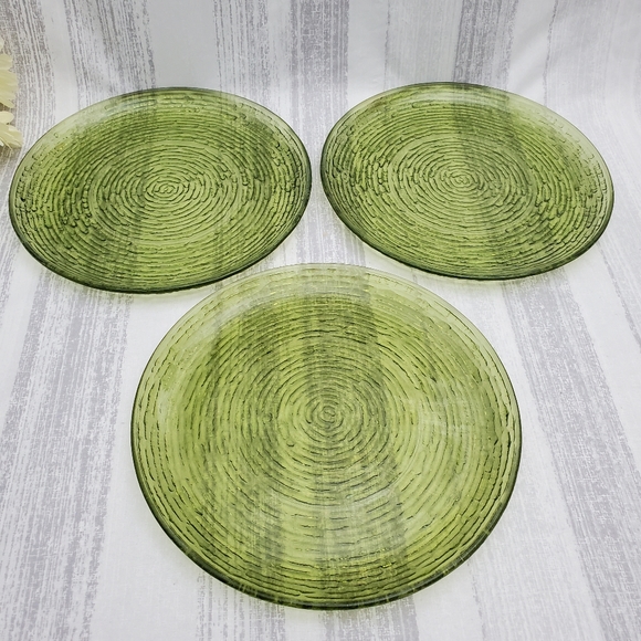 Anchor Hocking Other - 3 Soreno Bark Pattern Plates By Anchor Hocking